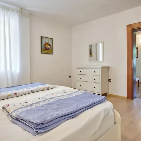 Anka In * Istrien Gasthuis Medulin